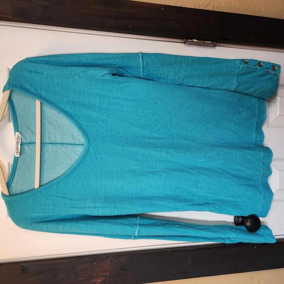 Americanable Women's Long Sleeve Turquoise Top with Button Detail- size large - Picture 1 of 8